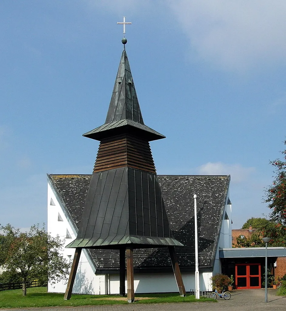 Versöhnungskirche in Weetzen (Stadt Ronnenberg), Dietrich-Bonhoeffer-Straße