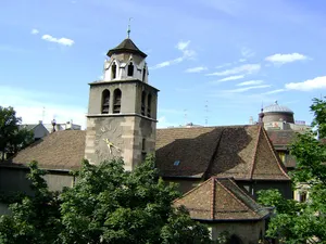 Reformed Church of La Madeleine with archaeological site