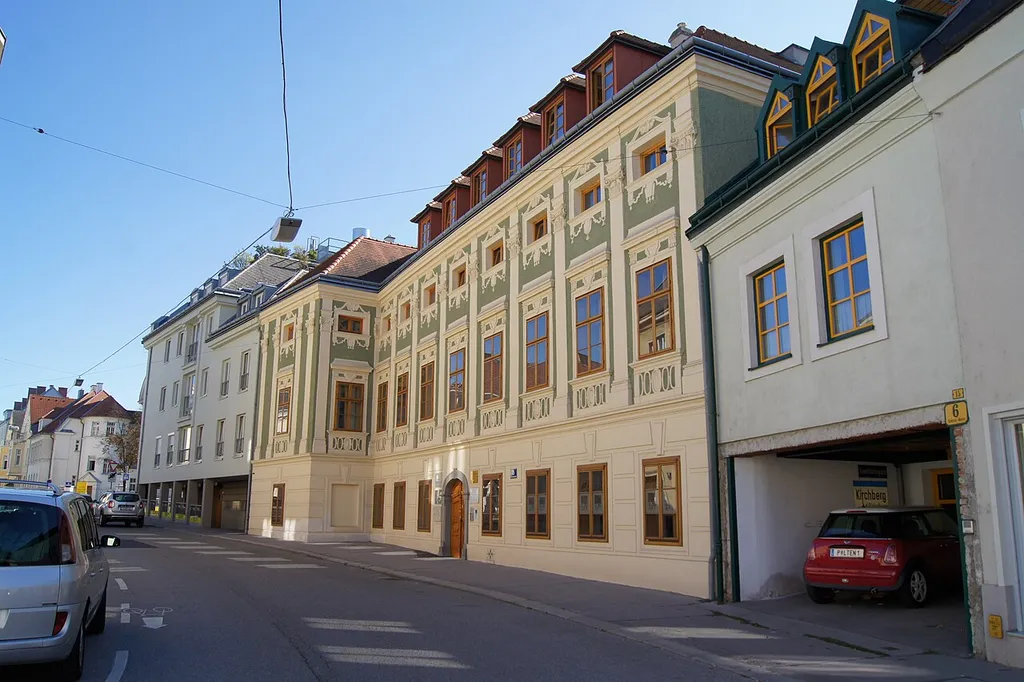 Ehemaliges Palais Seitzenburg in der Lederergasse 8-10 in St. Pölten
