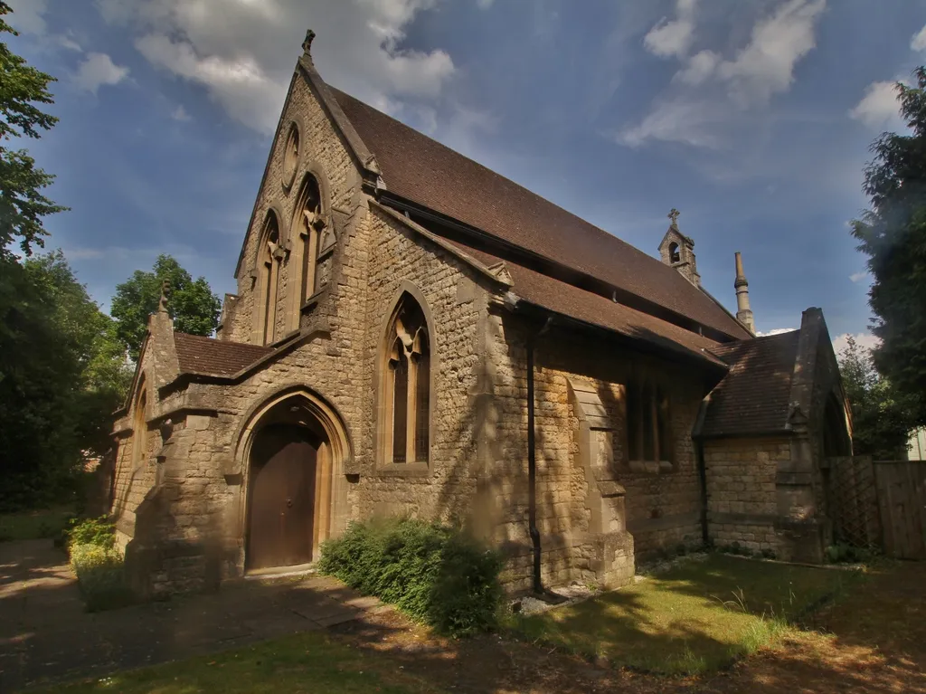 St Leonard's parish church, Middleton Road, Grimsbury, Banbury, Oxfordshire, seen from the west