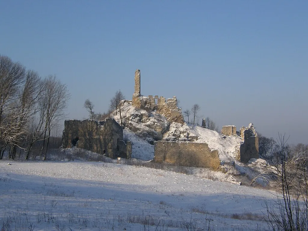 This media shows the protected monument with the number 205-596/1 CHMSK/205-596/1,CHMSK/205-596(other) in the Slovak Republic.