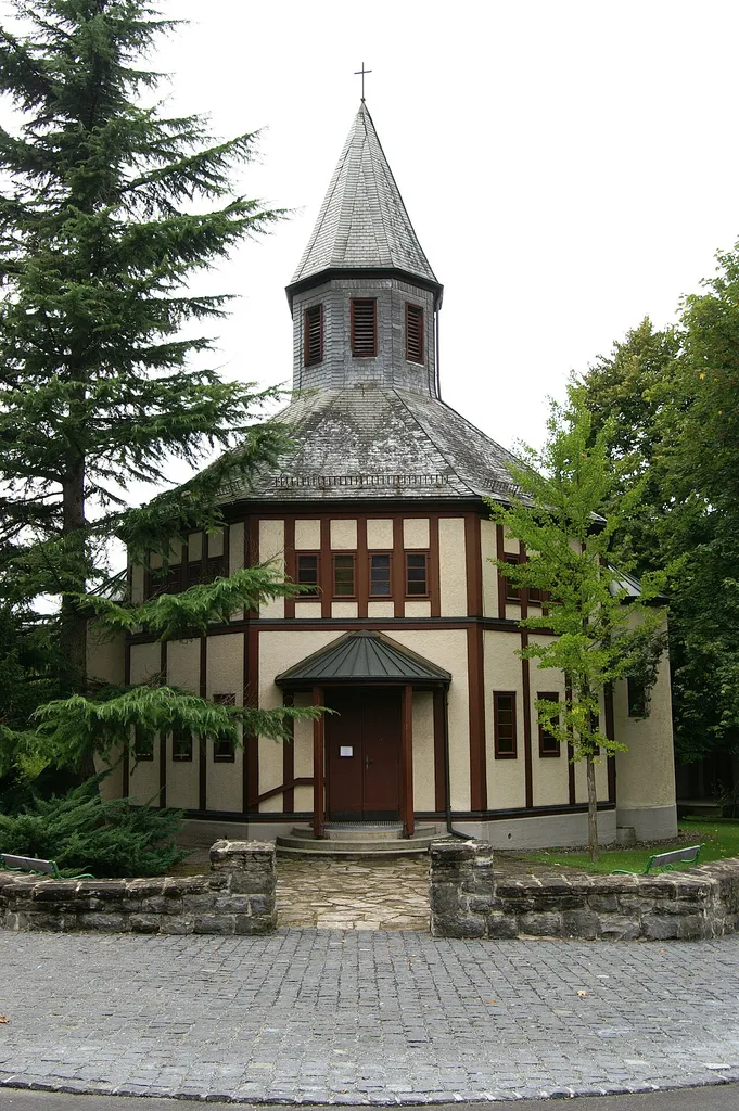 Evangelische Heilandskirche Dornbirn (1930 – 1931) Architekt: Otto Bartning im Stadtteil Dornbirn, Markt an der Rosenstrasse