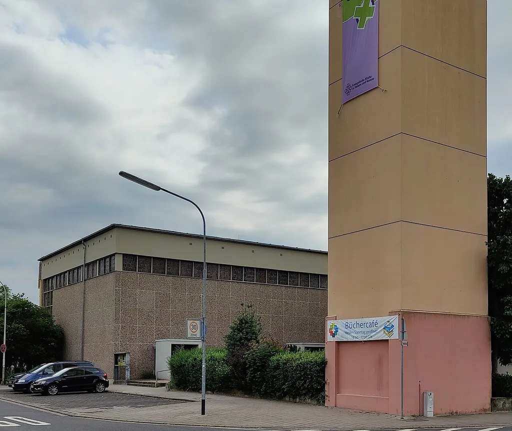 Evangelische Johanneskirche Neu-Isenburg, Landkreis Offenbach, Hessen, Deutschland