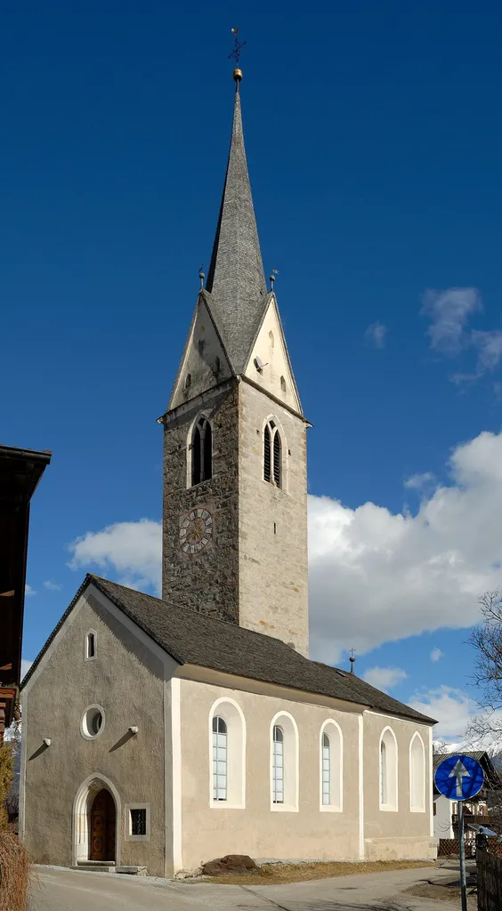 This media shows the cultural heritage monument with the number 17453 in South Tyrol. (Wikidata) Church of Thuins (Tunes) near Sterzing (Vipiteno)