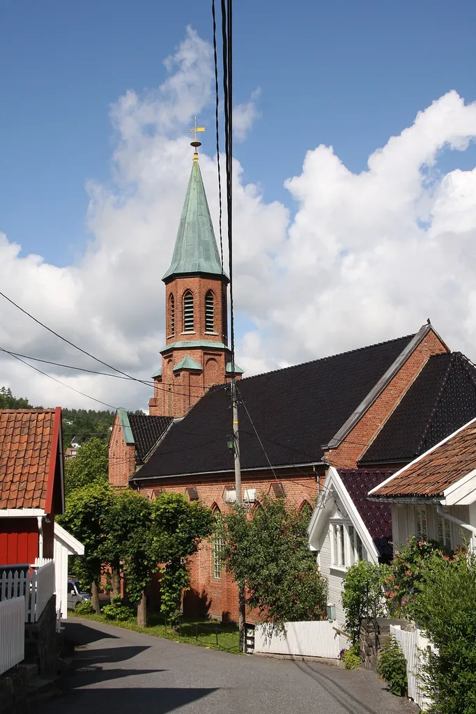Tvedestrand kirke This is a photo of a monument in Norway, number: 85689 in the Norwegian Directorate for Cultural Heritage database.