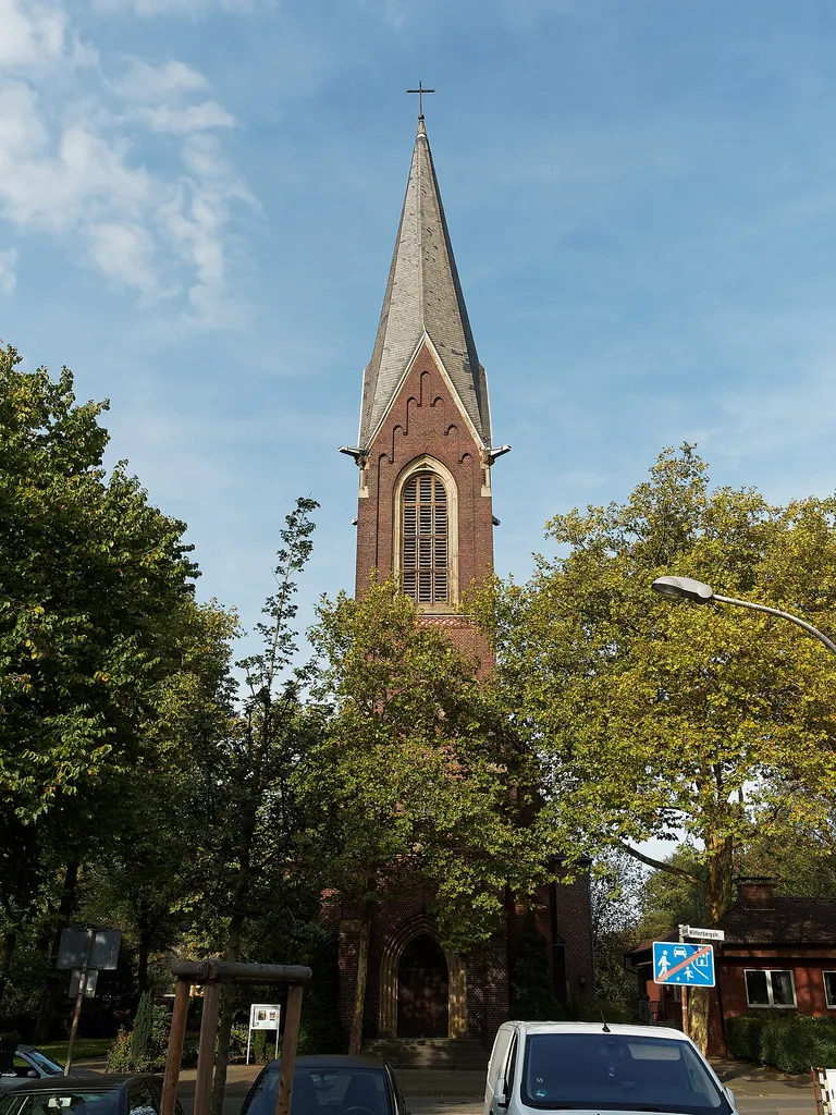 Kirchturm der ev. Lutherkirche, Wittenbergstr. 1 in Herne-Röhlinghausen