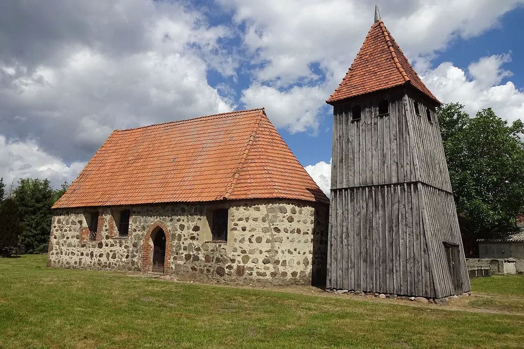 Hagen ist ein Ort in der Gemeinde Apenburg-Winterfeld