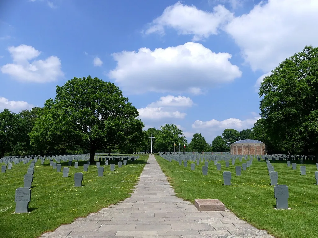 Niederbronn-les-Bains German War Cemetery