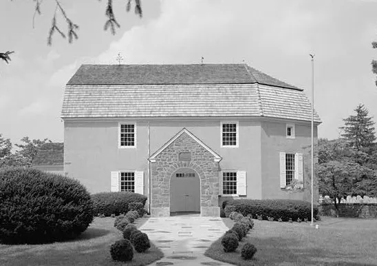 Augustus Lutheran Church, 717 West Main Street, Trappe (Montgomery County, Pennsylvaina)(cropped)