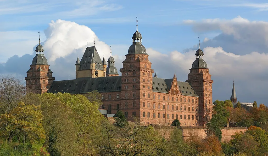 Johannisburg Castle in Aschaffenburg, seen from the northwest, in the near of the Pompejanum