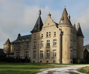 Hassonville Castle