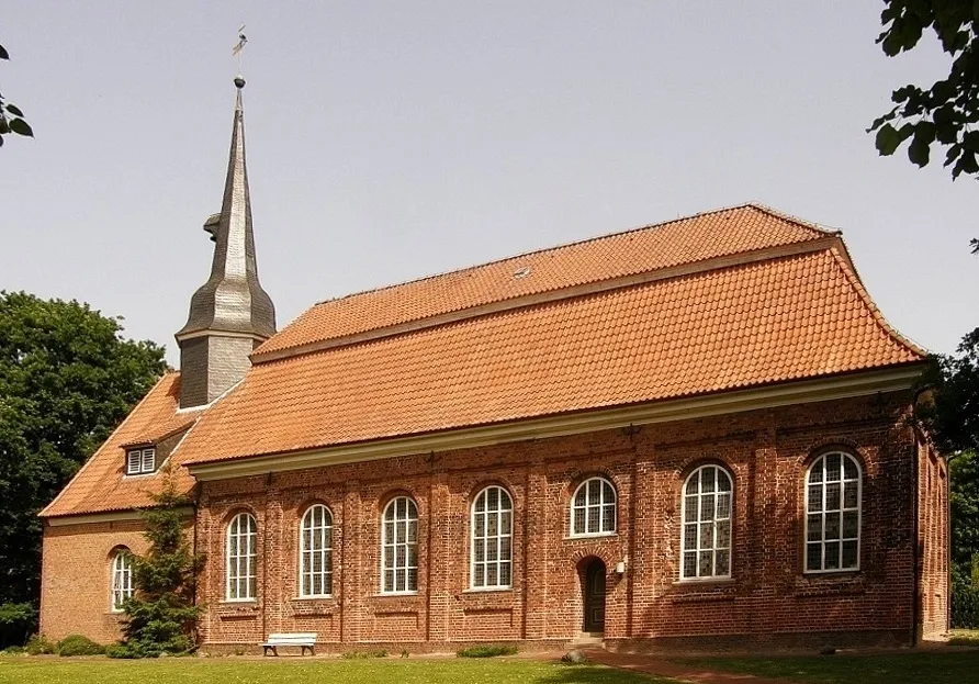 Die Emmauskirche in Neuhaus (Oste)