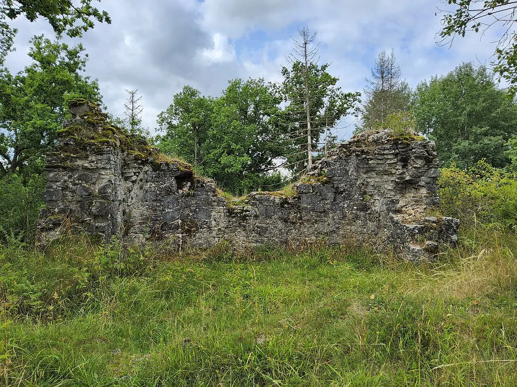 Steinerne Kirche bei Henfstädt in Thüringen