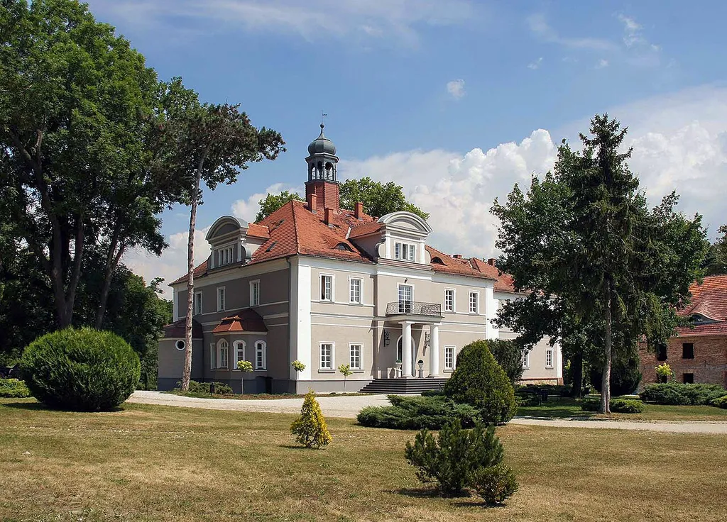 Konary, pałac, XVIII