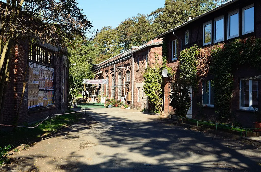 Das Kulturzentrum Waggonhalle in Marburg