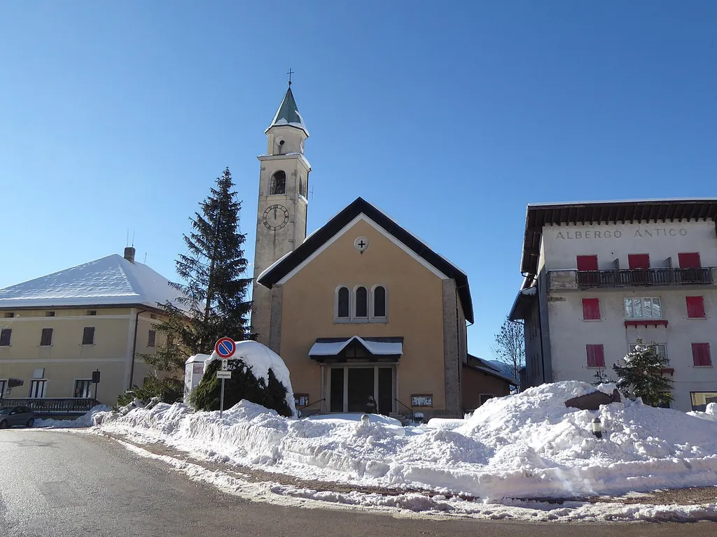 Cappella (Lavarone, Trentino, Italy), Santa Maria Assunta church