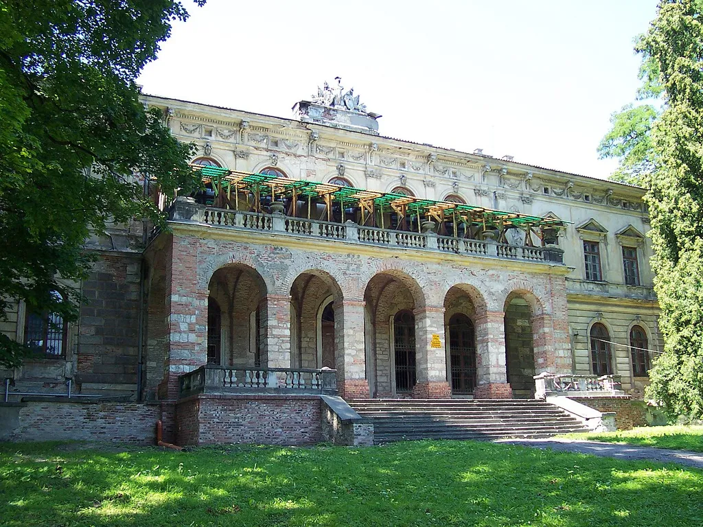 Palace in Pilica/Poland