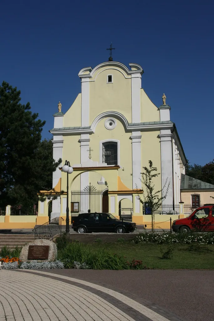 Żychlin - kościół parafialny pw. śś. Piotra i Pawła, mur., 1782 (zabytek nr 270/29 z 18.07.1967)