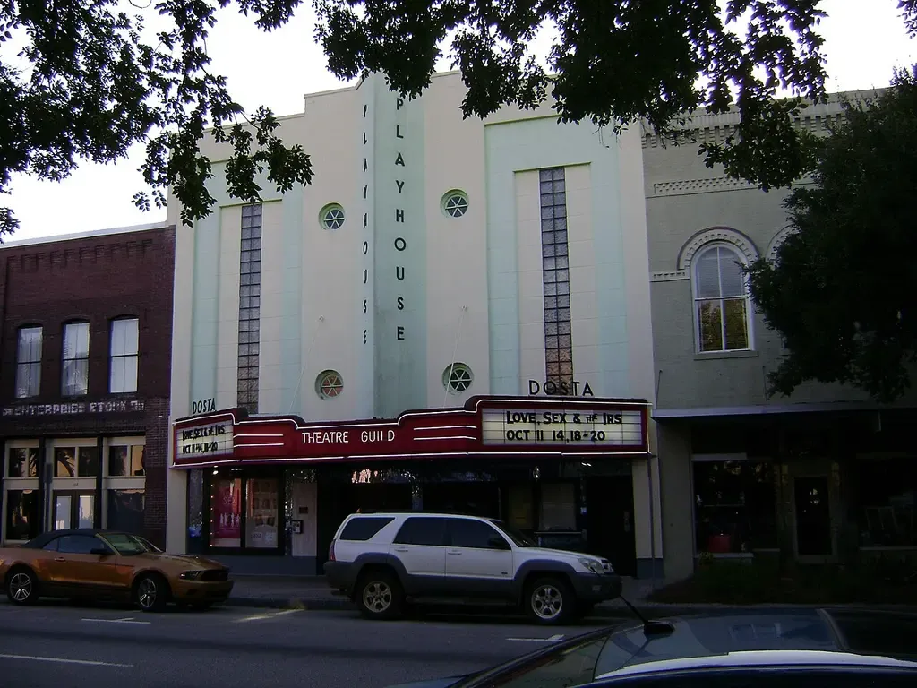 Dosta Playhouse