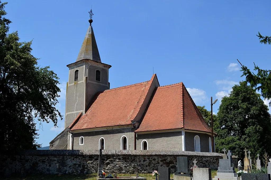 Dlhá (okr. Trnava), Kostol svätej Margity Antiochijskej