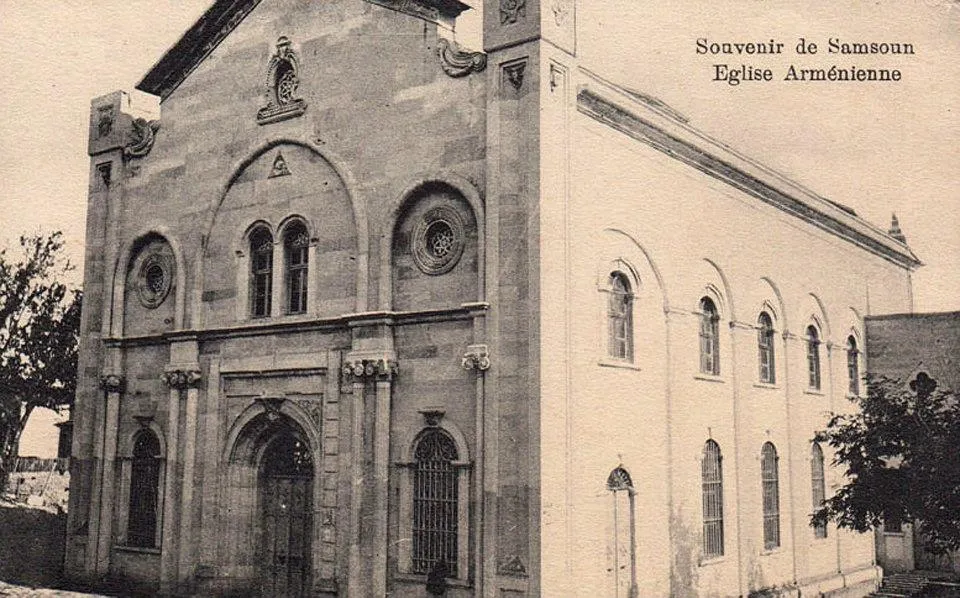 Canik Surp Nigoğayos Ermeni Kilisesi'nin nadir fotoğraflarından birisi.