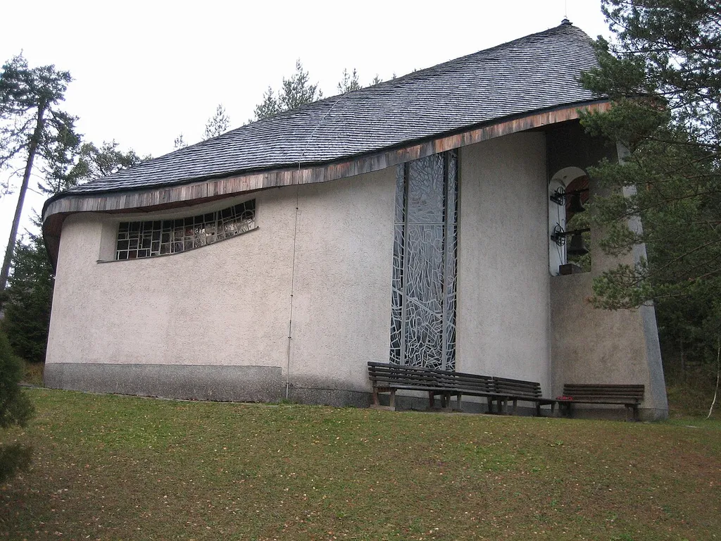 Bruder Klaus Kirche am Hubertussee