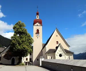 Kath. Pfarrkirche Hl. Dreifaltigkeit Assling