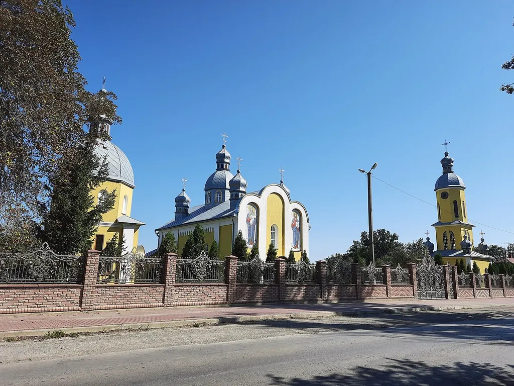 Церква Різдва Пресвятої Богородиці (XIX ст.), колишній костел Васильківці Чортківський р-н, Тернопільська обл.