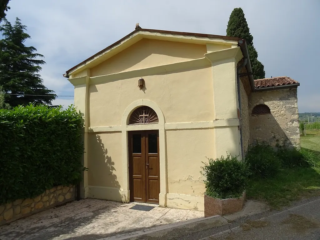 Gnirega (Marano di Valpolicella, Veneto, Italy), Saint Aloysius church