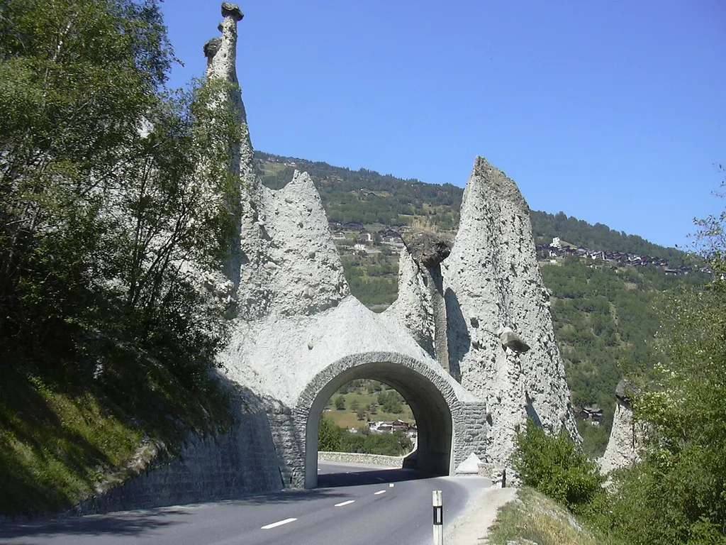 Pyramids of Euseigne, tunnel (1947), Val d'Hérens, Valais/Switzerland