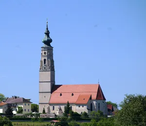 Pfarrkirche Mariä Himmelfahrt, Hochburg