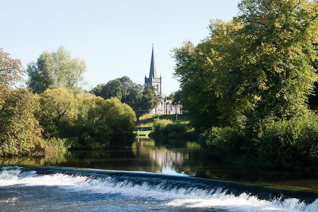 River Suir and St. Paul's Church as seen from the Bridge Street.