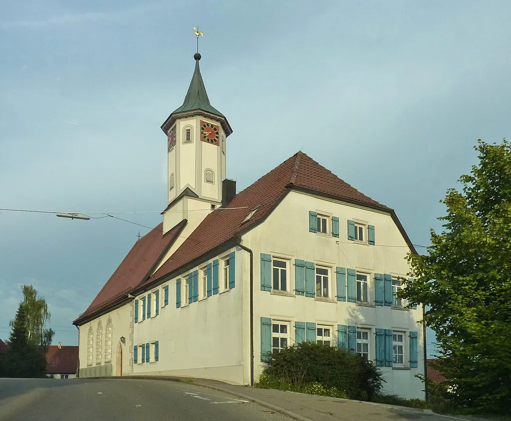 Evangelische Georgskirche in Dottingen (Stadt Münsingen) auf der Schwäbischen Alb