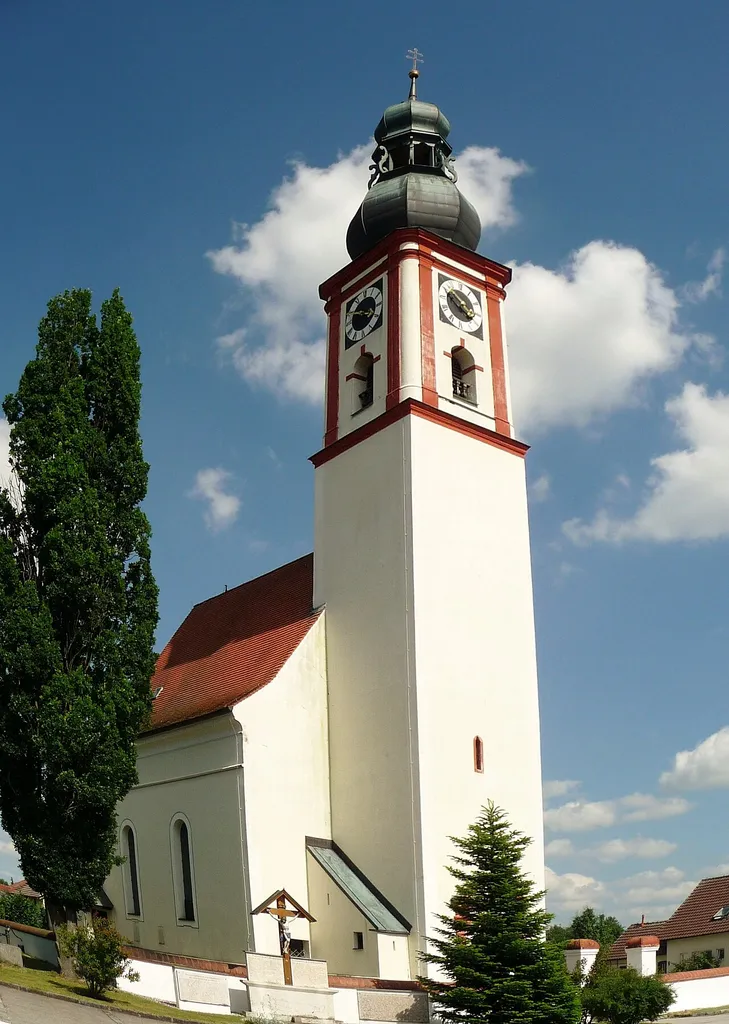 Die Pfarrkirche St. Martin in Reichersdorf