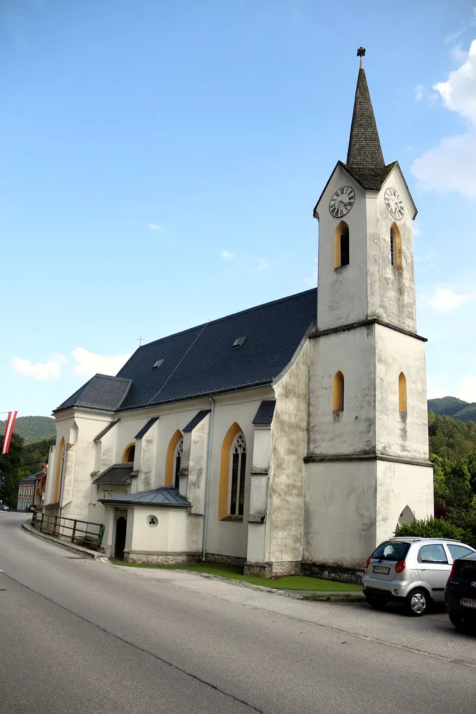 Kath. Pfarrkirche hl. Johannes der Täufer in Gutenstein, Niederösterreich.