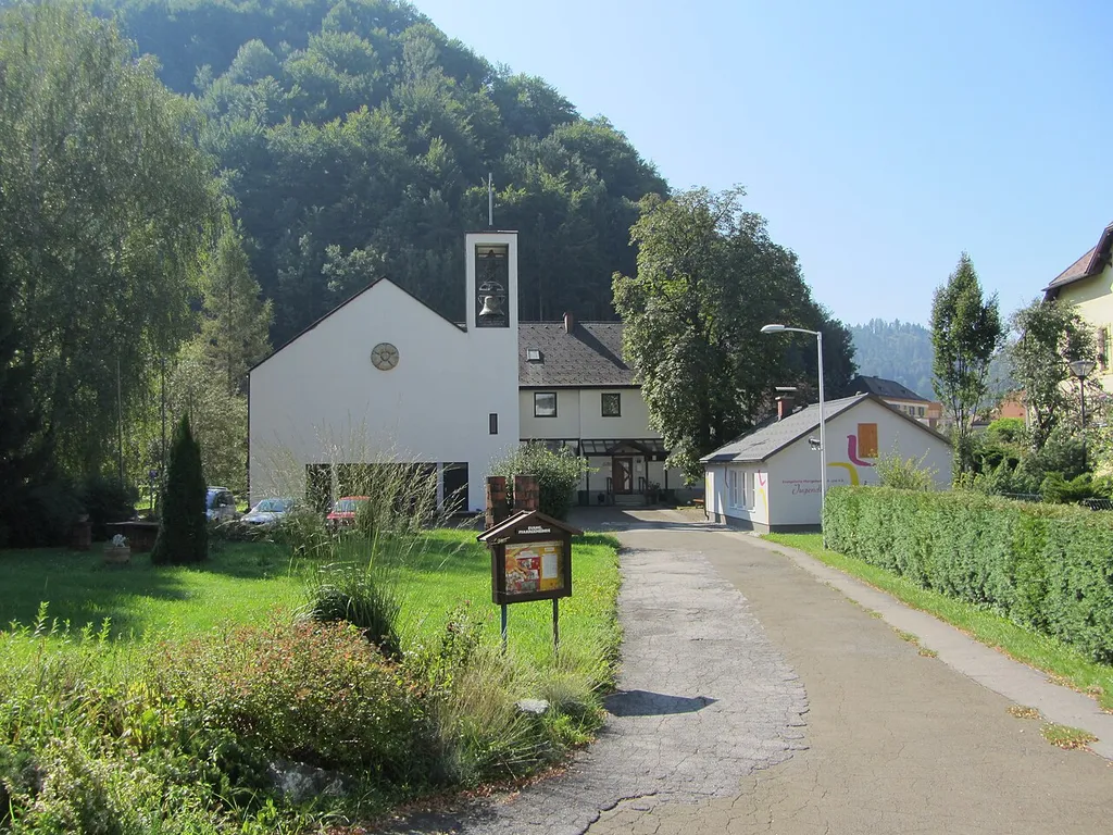 Evang. Pfarrzentrum, Christuskirche