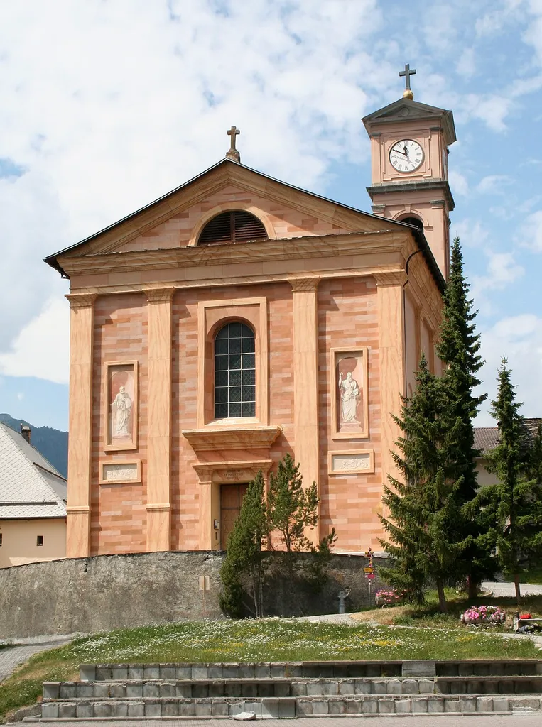 Antoniuskirche Lantsch/Lenz Fassade