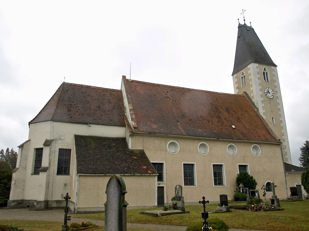 Kath. Pfarrkirche hl. Zeno und Friedhof