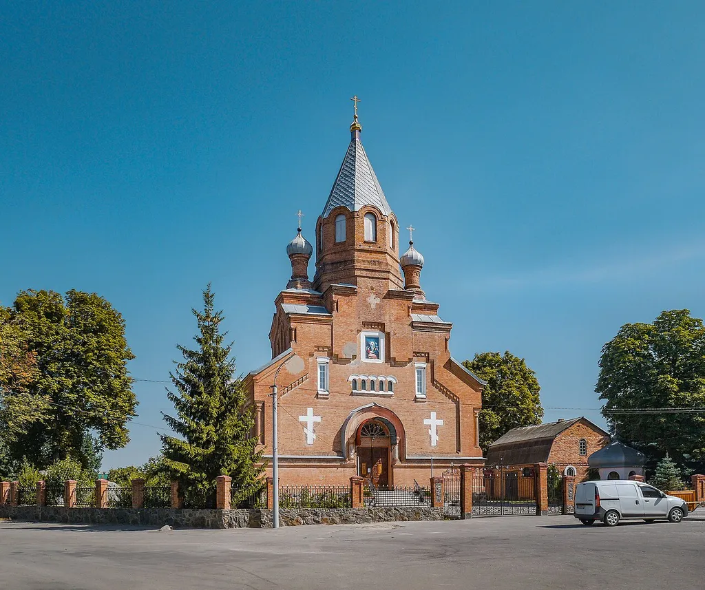 Воскресенський собор, Іллінці, вул. Соборна (Леніна), 11