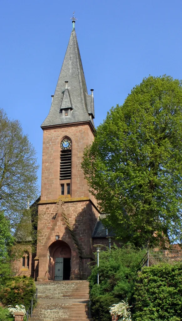 Die Martinskirche in Schönstadt (Cölbe)