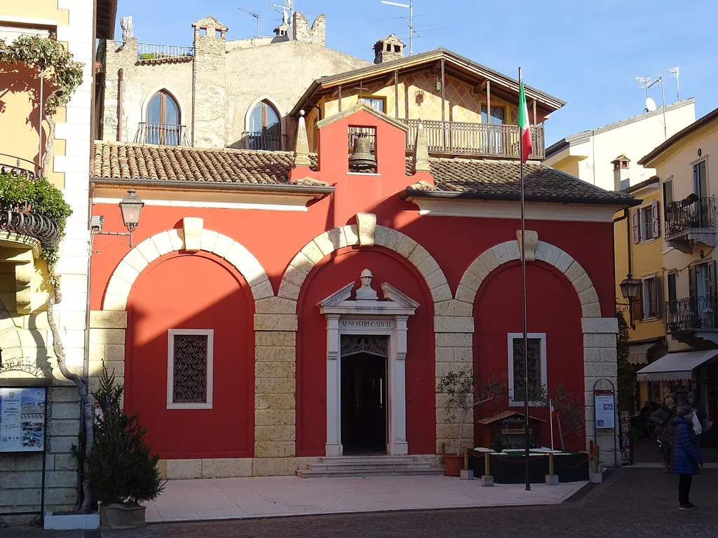 Torri del Benaco (Veneto, Italy), Holy Trinity church