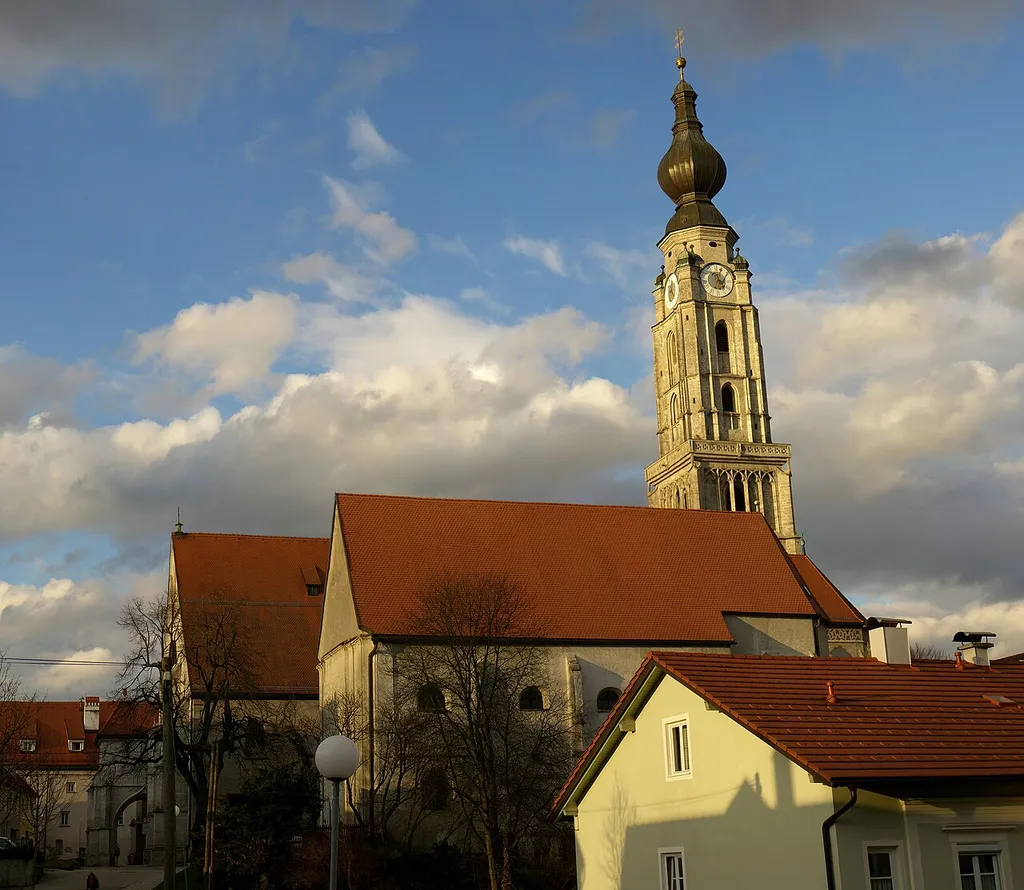 The Stadtpfarrkirche St. Stephan, Braunau am Inn. This is a 24 segment panorama.