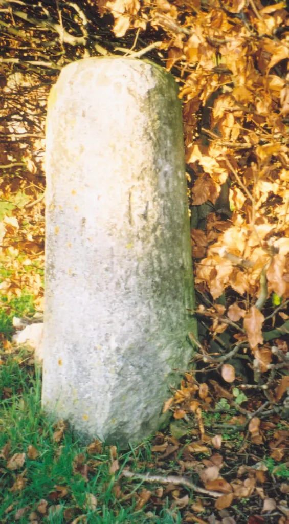 Milestone in Bletchingdon, Oxfordshire
