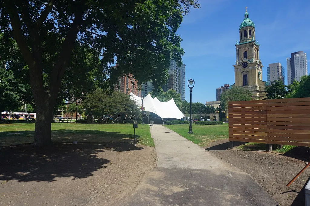 Cathedral Square Park in Milwaukee, Wisconsin (United States).