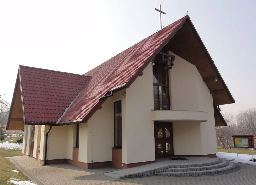 Evangelical-Augsburg church of Holy Trinity in Leszna Górna