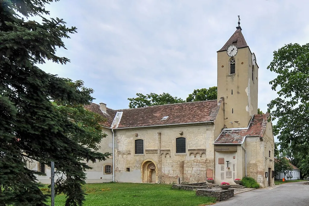 Hennersdorf: Pfarrkirche hl. Andreas