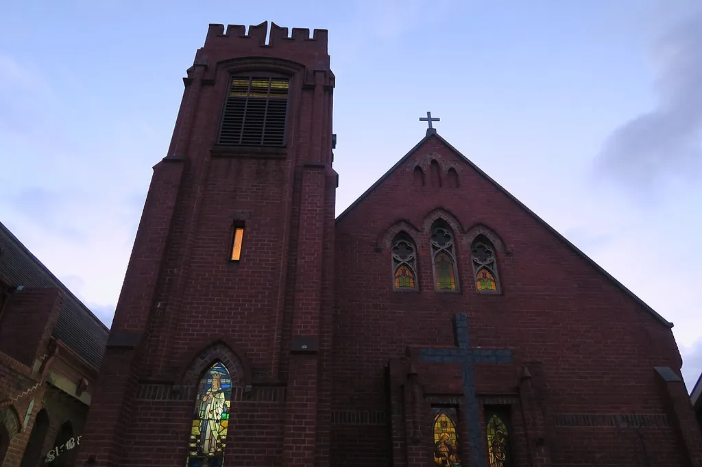 Evening light, St Bartholomew's Church, Burnley