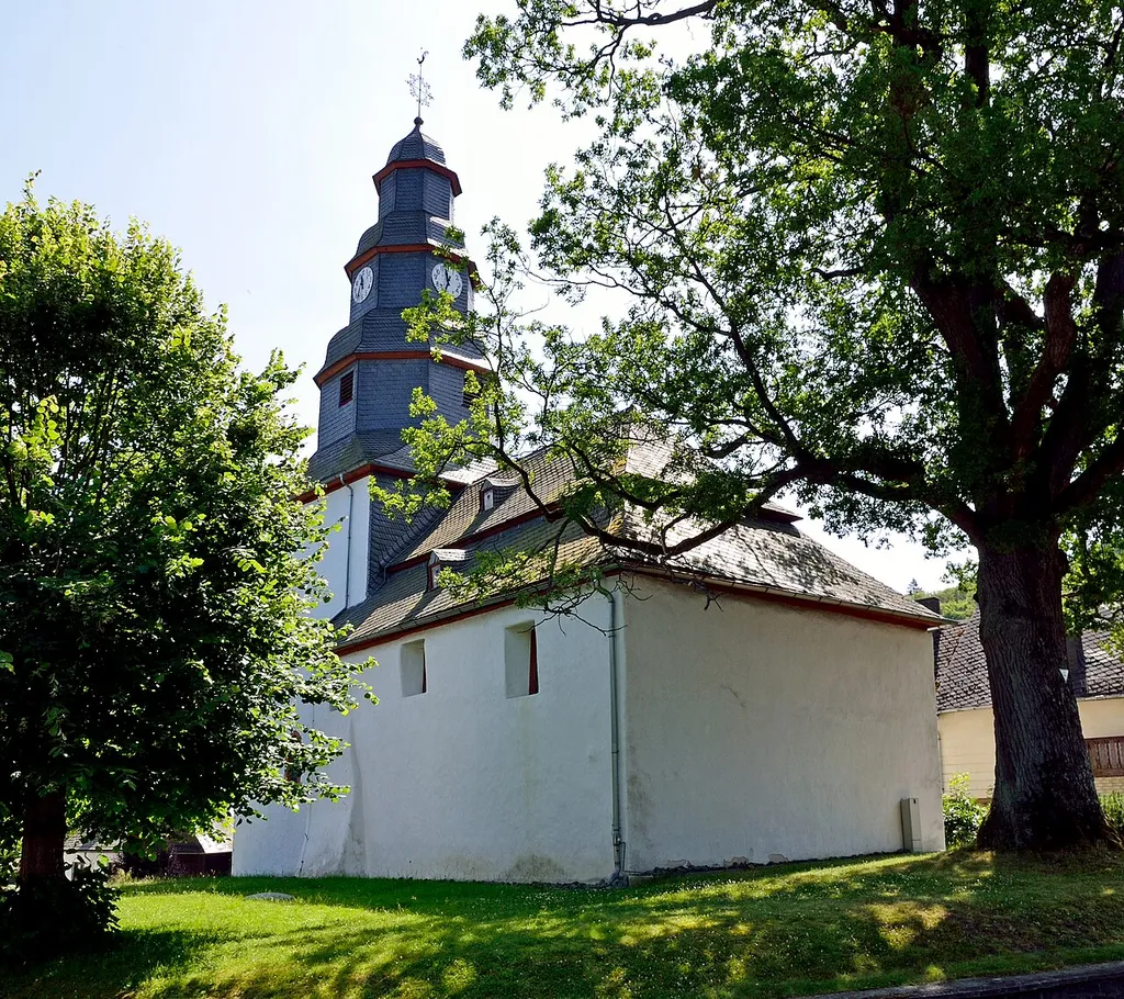 Die Kirche in Oberhörlen