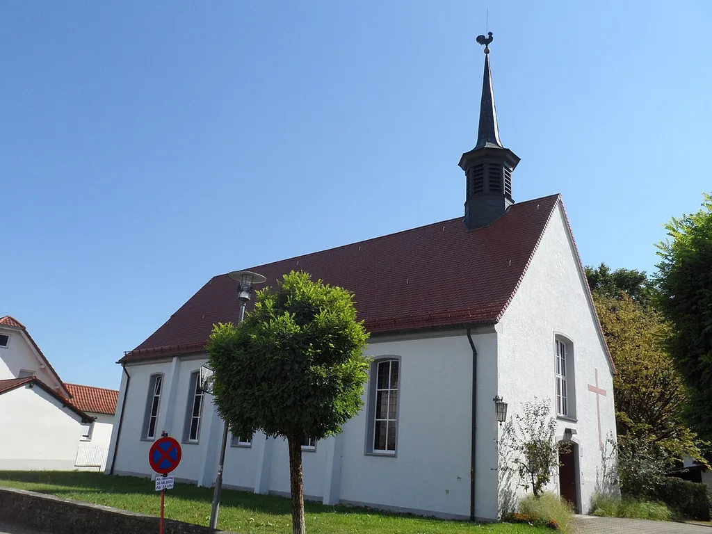 Evangelische Pauluskirche Meckenbeuren bei Ravensburg, erbaut 1952