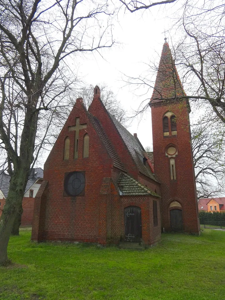 Die Dorfkirche in Rottstock ist eine neugotische Saalkirche in Rottstock, einem Ortsteil der Gemeinde Gräben im Landkreis Potsdam-Mittelmark in Brandenburg. Auffällig ist der an der Nordseite asymmetrisch positionierte Turm.